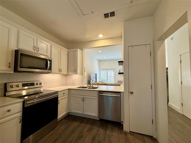 Foto del edificio - 2807 Throckmorton St