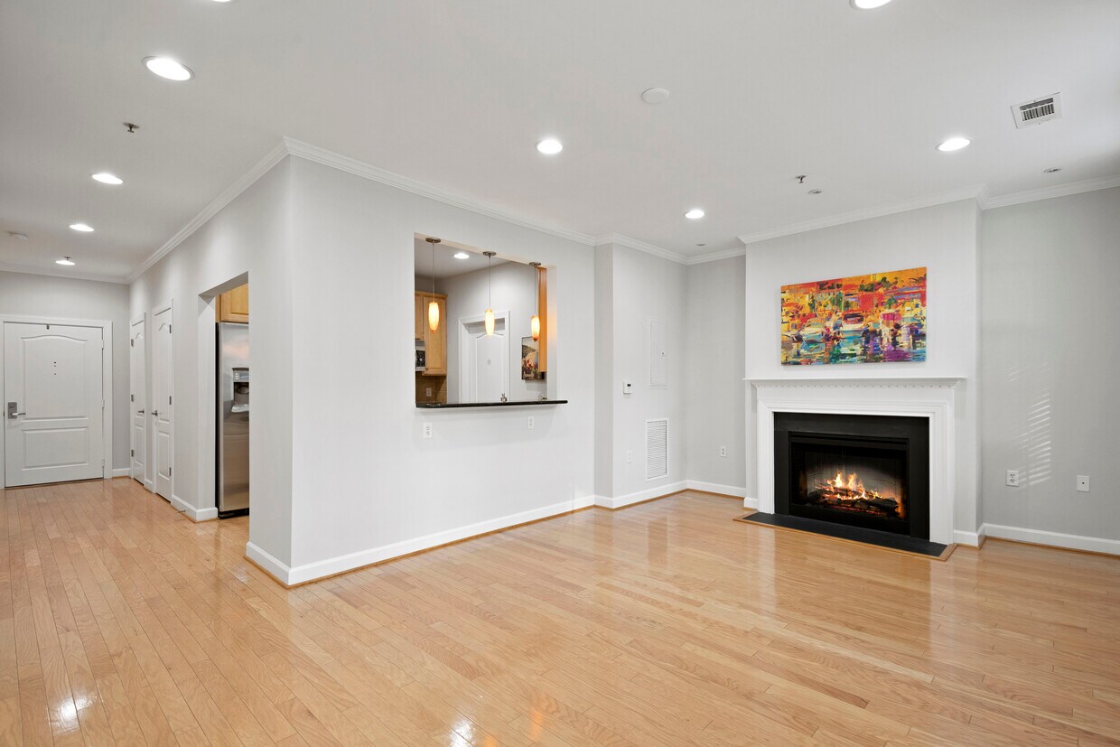 400 Cameron Station Blvd Unit 103, Alexandria, VA 22304 Condo for