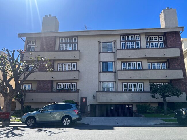 Front of the building - 1853 S Bentley Ave