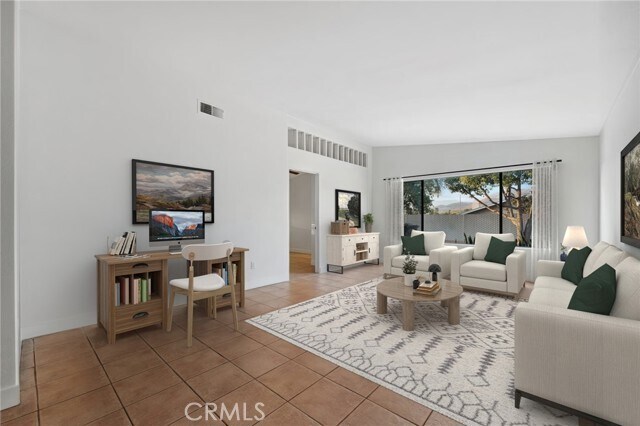 Foto del edificio - 4683 Teasdale Ave