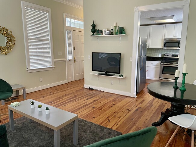 entertainment center - 6 Woolfe St