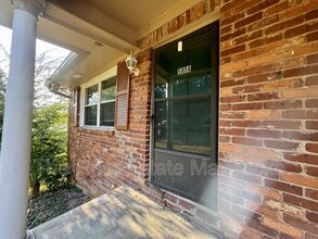 Building Photo - 5056 Shoals Ln