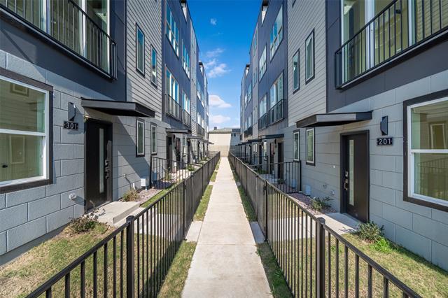 Foto del edificio - 1614 N Fitzhugh Ave