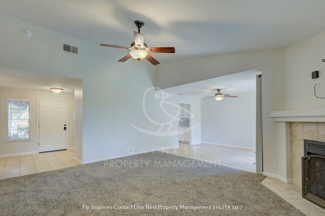 Foto del edificio - Updated 3 Bedroom 2 Bathroom Home in Wheat...