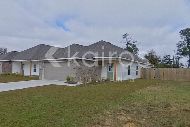 Building Photo - 13751 Pinyon Dr