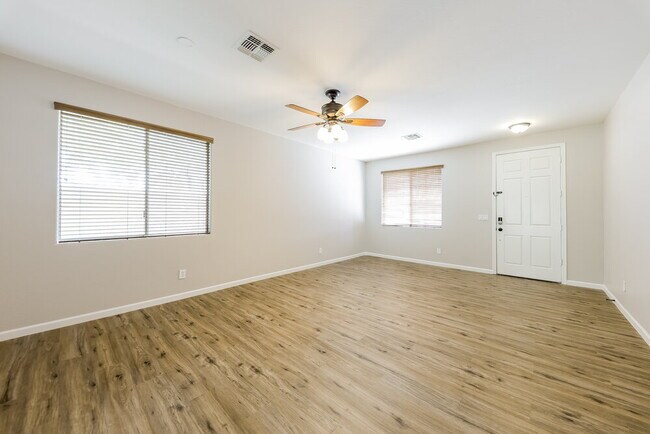 Foto del edificio - 43362 N Vista Hills Dr
