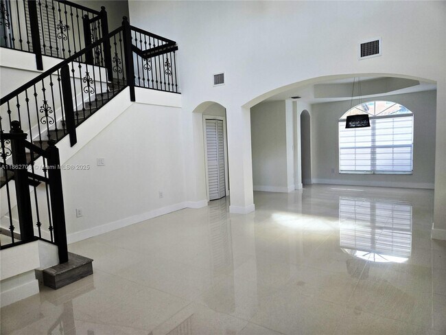 Foto del edificio - 3124 SW 154th Pl
