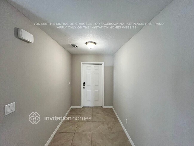 Foto del edificio - 2261 SE Heathwood Cir