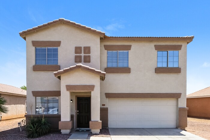 Foto principal - 6529 W Pioneer St