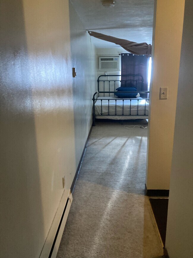 608 Boston Post Rd E Unit 11, Marlborough, MA 01752 Condo for Rent in