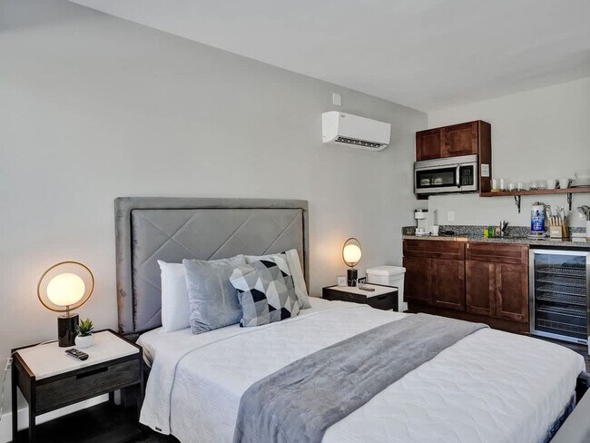 Foto del edificio - 3208 NE 9th St