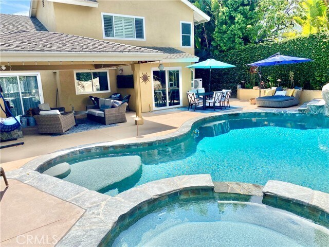 Foto del edificio - 25561 Eastwind Dr