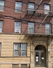 Building Photo - 74-11 88th Rd