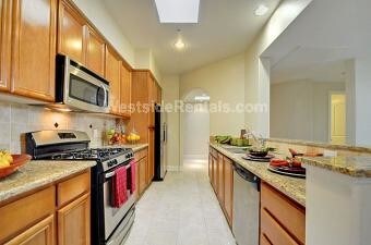 Primary Photo - 4241 Cahuenga Blvd