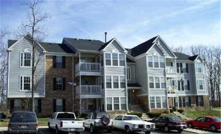 Foto principal - 2 bedroom, 2 bathroom Condo in Edgewood