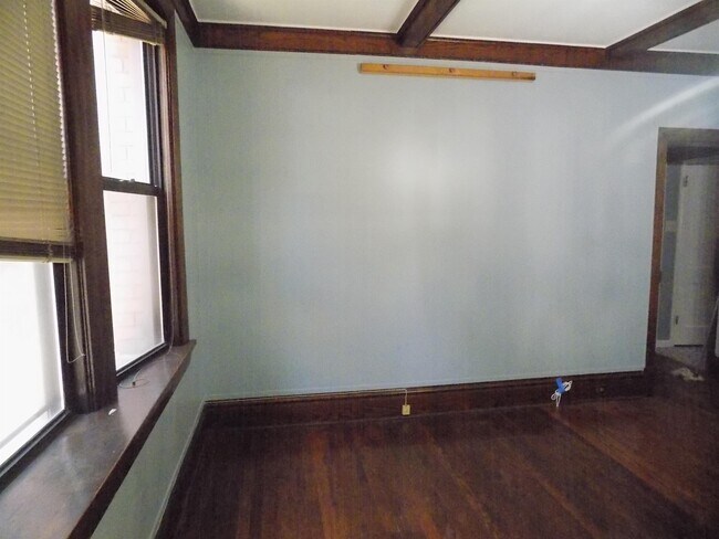 Foto del edificio - 46 N Meadowcroft Ave