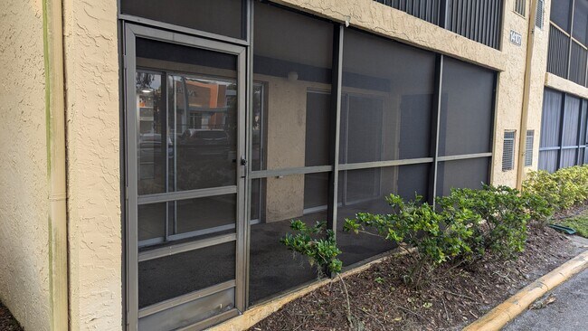 Foto del edificio - 14107 Mossy Glen Ln