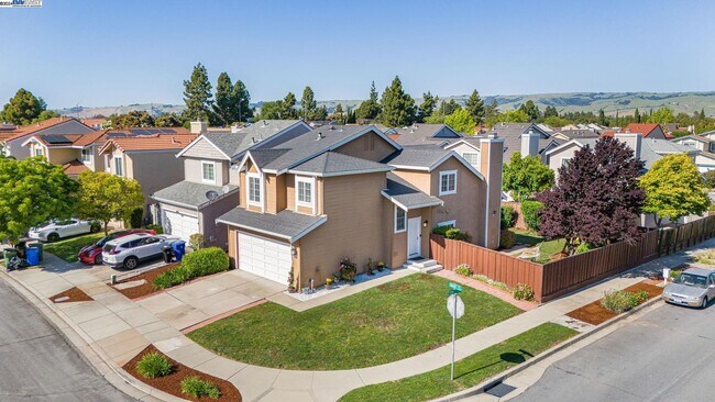 Foto del edificio - 34324 Siward Dr