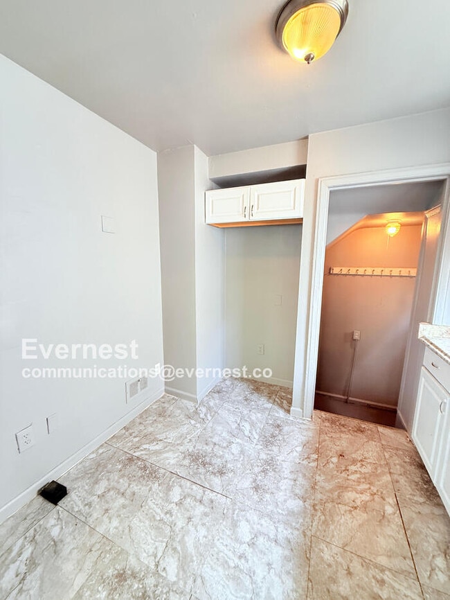Building Photo - 14892 Ilene St