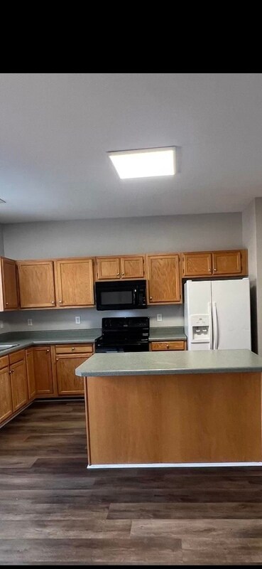 Building Photo - 107 Braxton Pl