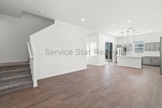 Building Photo - 15672 W Polk St