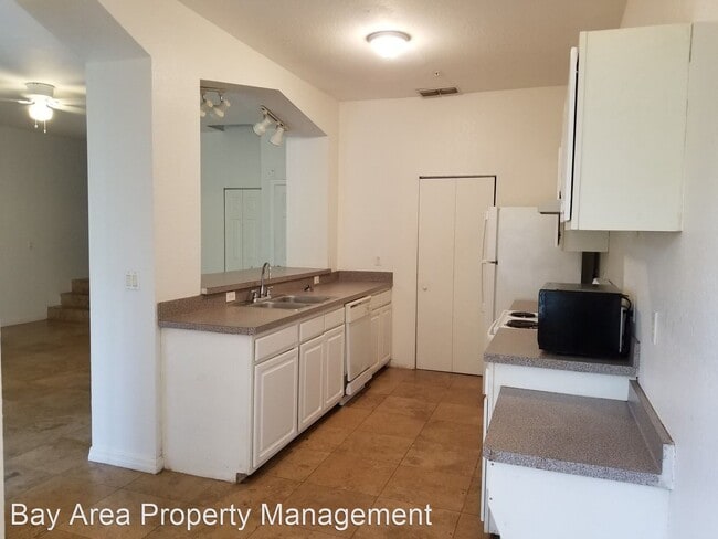 Building Photo - 3 br, 3.5 bath House - 5033 Sunridge Palms Dr