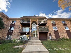 Building Photo - 735 Hill Dr Building Photo - 735 Hill Dr