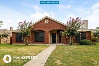 Building Photo - 7401 Aberdeen Dr
