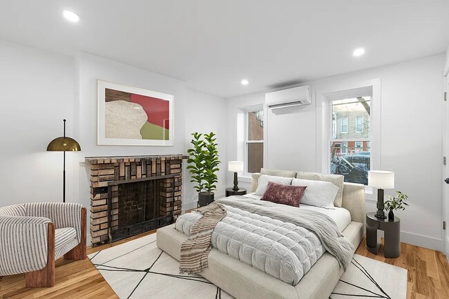 Photo - Saint Marks Avenue House