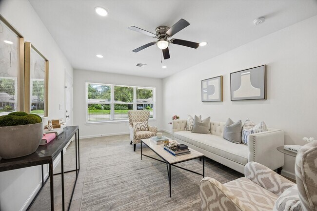 Foto del edificio - 4017 Woodfin St