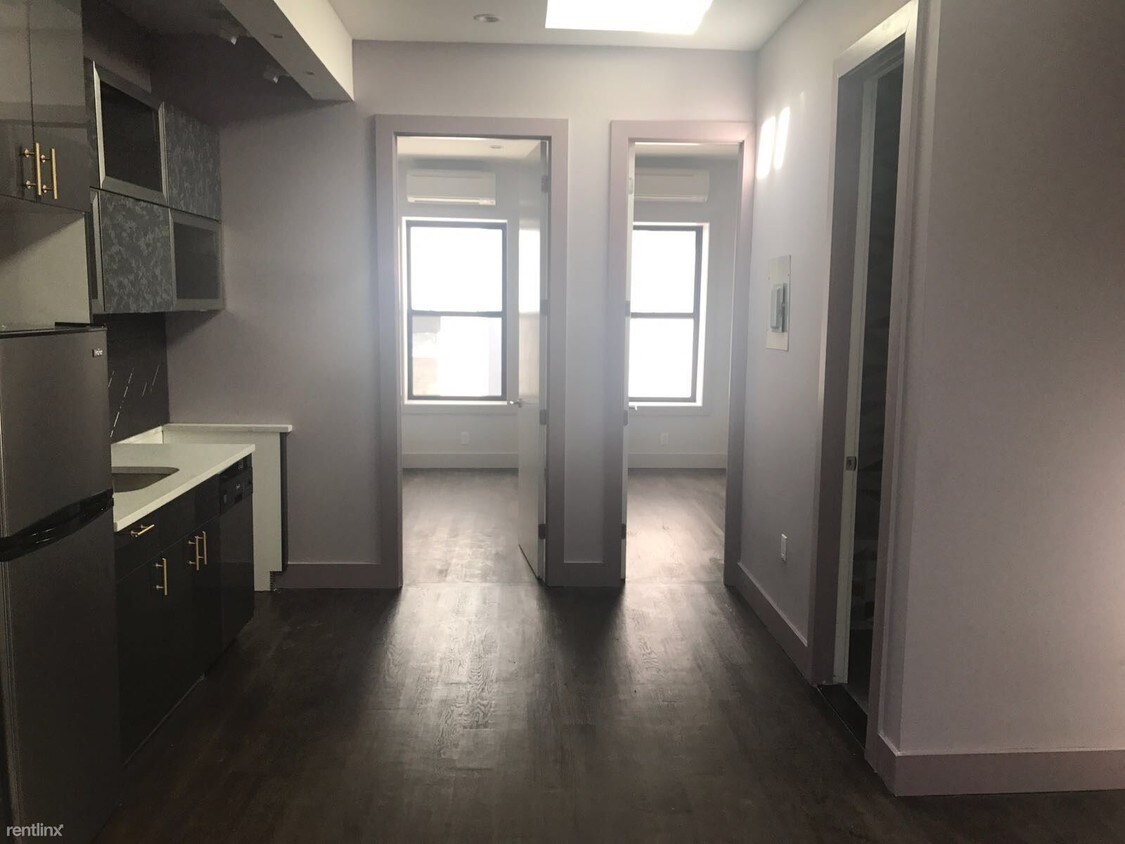 Foto del edificio - 546 Howard Ave