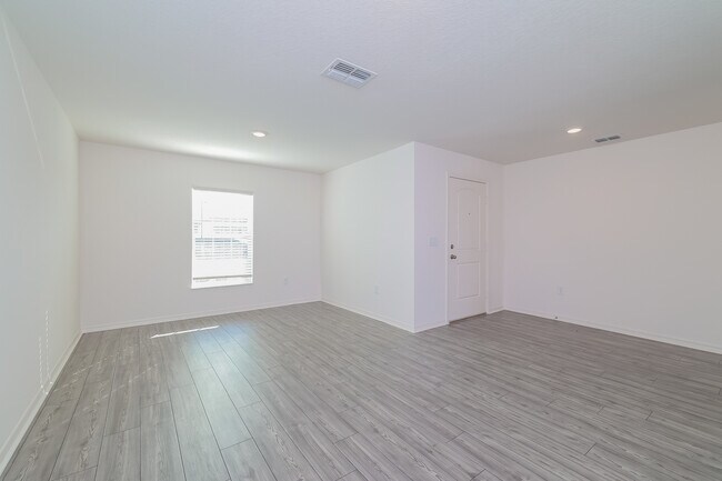 Foto del edificio - 313 Kensington View Dr