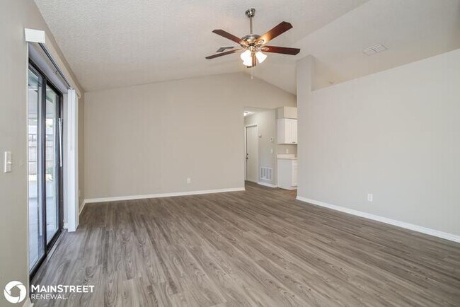 Foto del edificio - 140 Loma Bonita Dr, Davenport, FL 33837