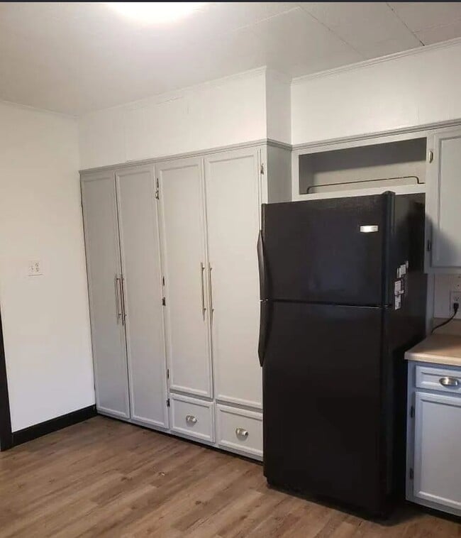 Building Photo - Bright 3 Bedroom, 1 Bath Home in Dallastown Schools!