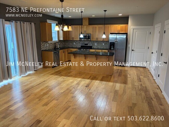 Foto del edificio - 7583 NE Prefontaine St