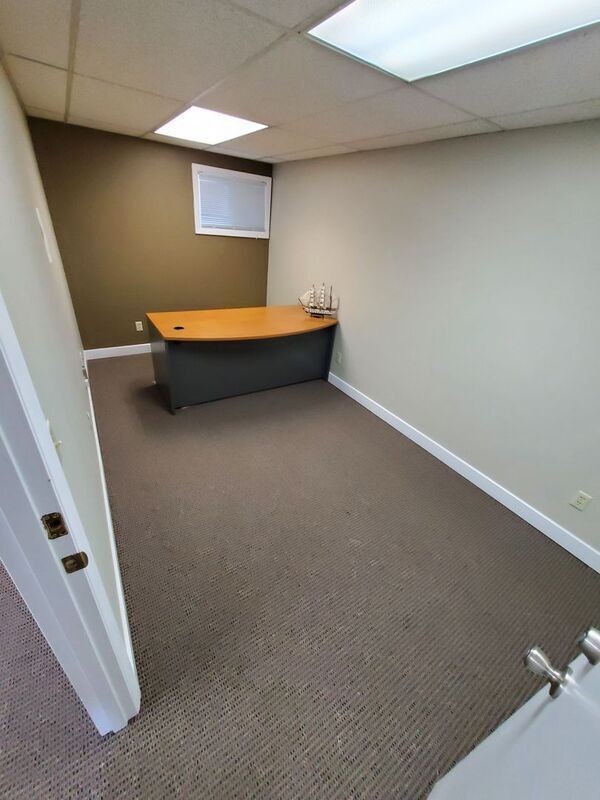 Foto del edificio - 1367 Commercial St SE