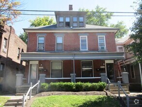 Building Photo - 866 Dennison Ave