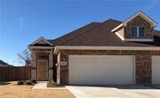 Foto principal - 927 Skyview Dr