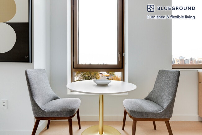 Building Photo - 478 Kent Ave