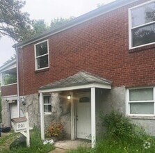 Building Photo - 901 Fryer Ave
