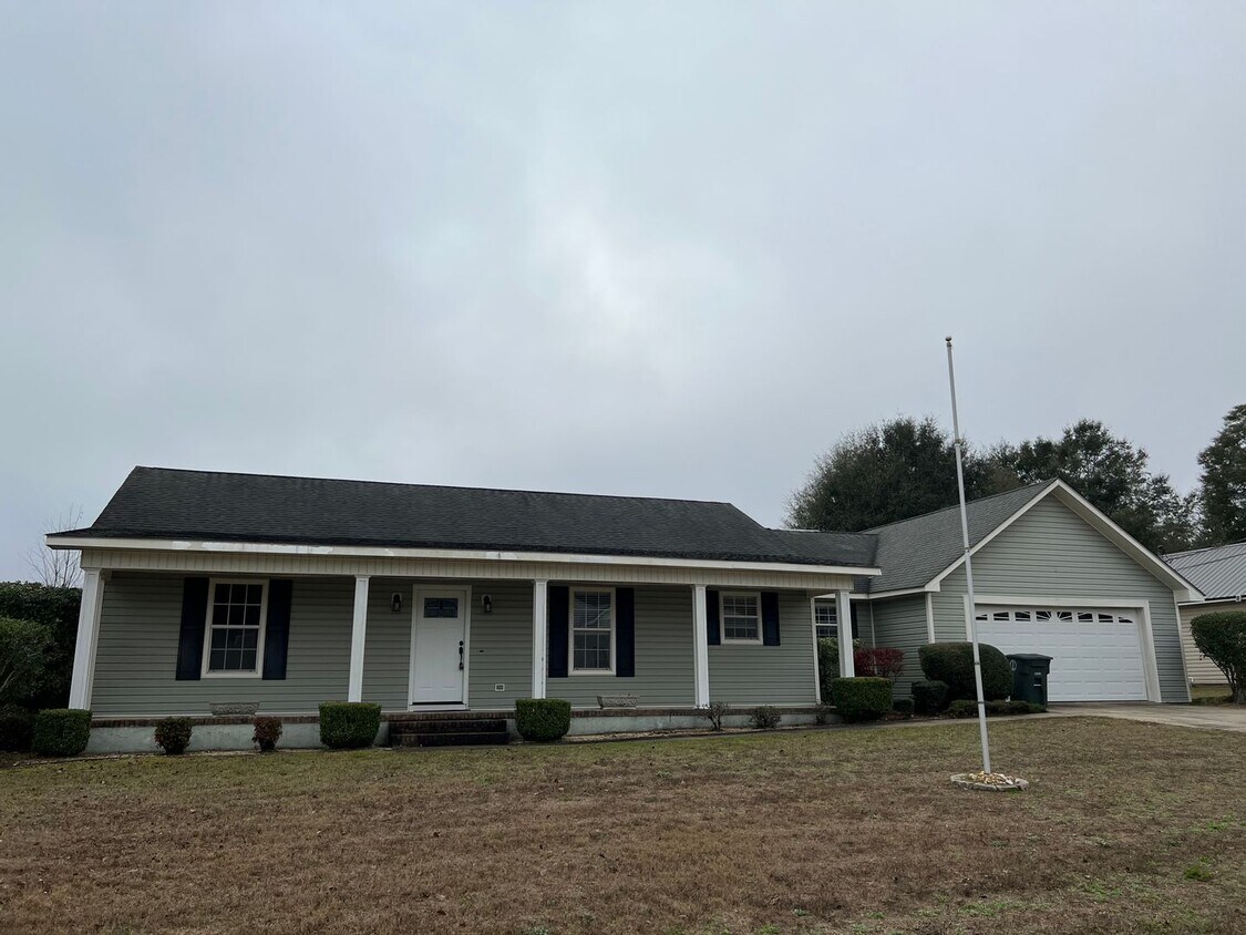 Primary Photo - 103 Courtland Dr