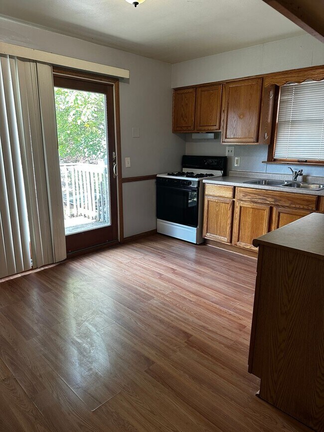 Foto del edificio - 3 bedroom 1.5 Bath Single family home in P...