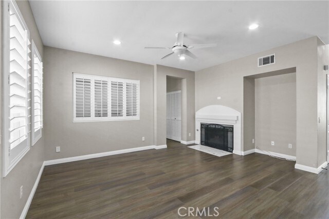 Foto del edificio - 16171 Woodrow Ct