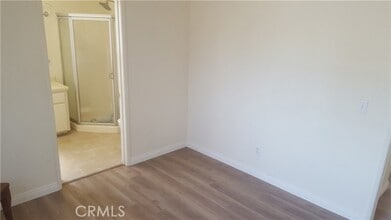 Building Photo - 608 Olive Ave