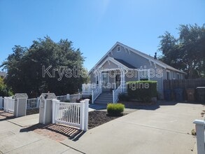 Building Photo - 588 Military E