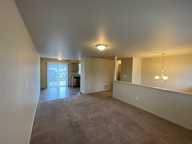 Foto del edificio - 17716 Spring Ln