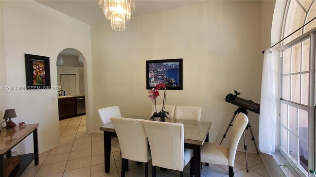 Foto del edificio - 2051 NW 125th Terrace