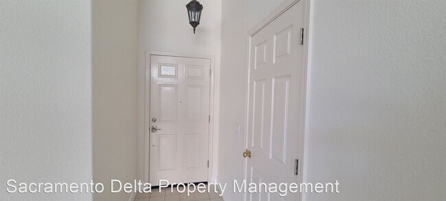 Foto del edificio - 3 br, 2 bath House - 11 Roma Court