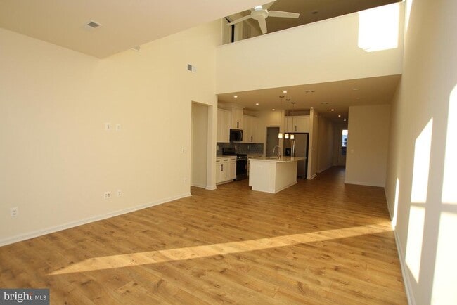 Building Photo - 390 Scranton Ln