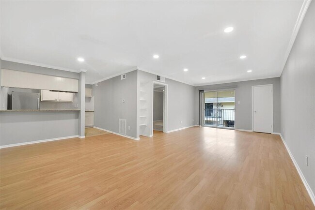 Foto del edificio - 3131 Cummins St